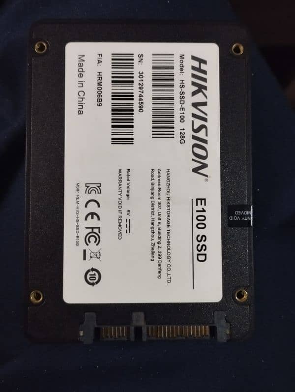 Hikvision 128gb SSD 10/10 Condition 1