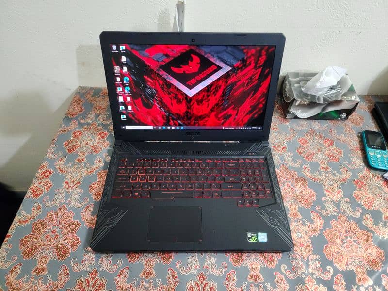 Asus Tuff FX504 Gaming 1