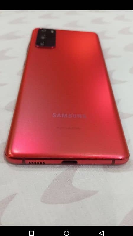 Samsung S20 FE 5g Brand new water pack Guaranteed 8