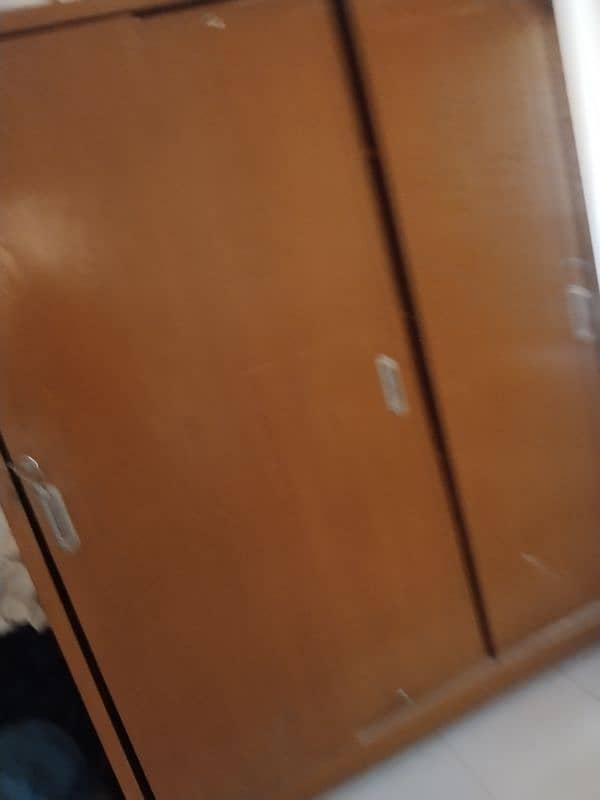 sliding door cupboard 0