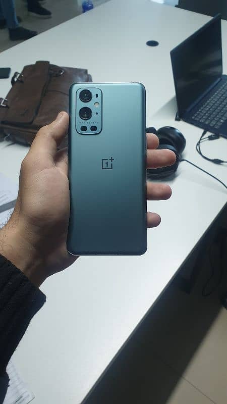 oneplus 9 pro, lush condition 2