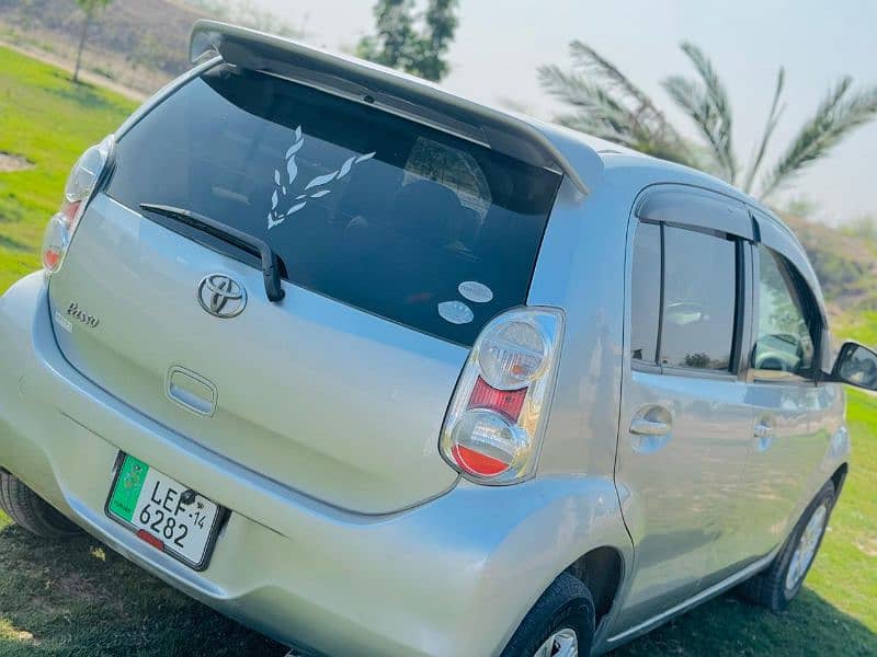 Toyota Passo hana Plus 2014 5