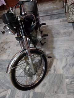 Honda 125 lush bik