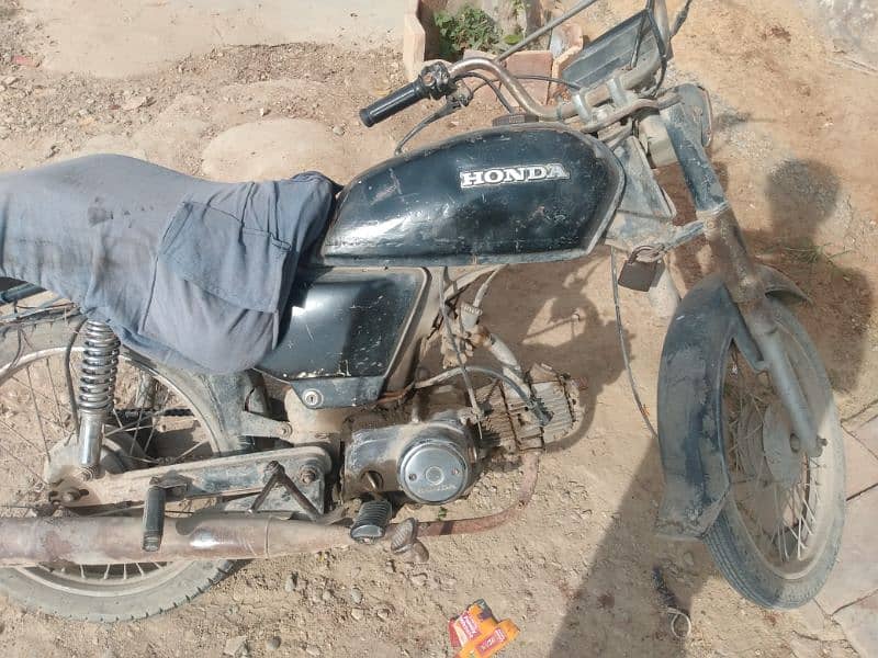 I m selling my Honda 70 1