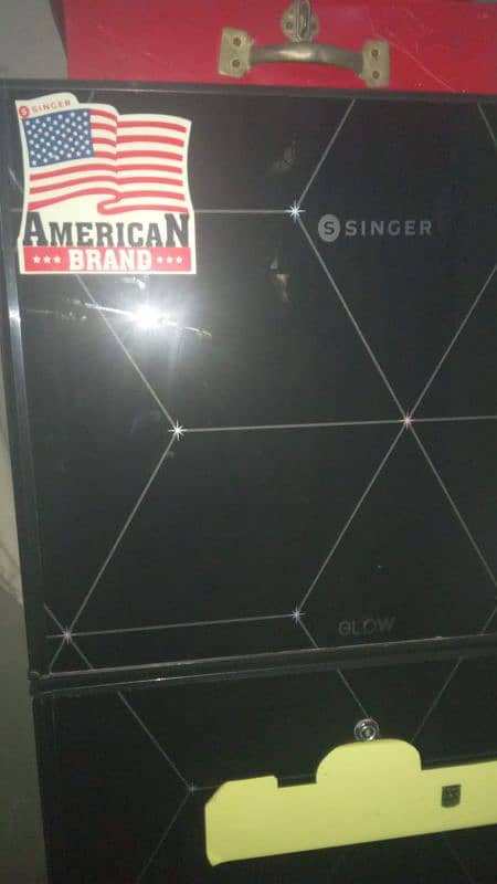 Medium Singer American Brand fridge 3