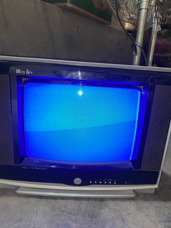 HD Xseries Ultra Film TV for sale 4