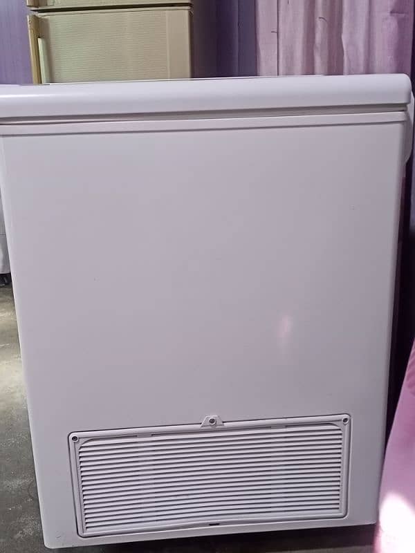 Haier 325 condition 10/9 2 in 1 refrigerator+freezer 5