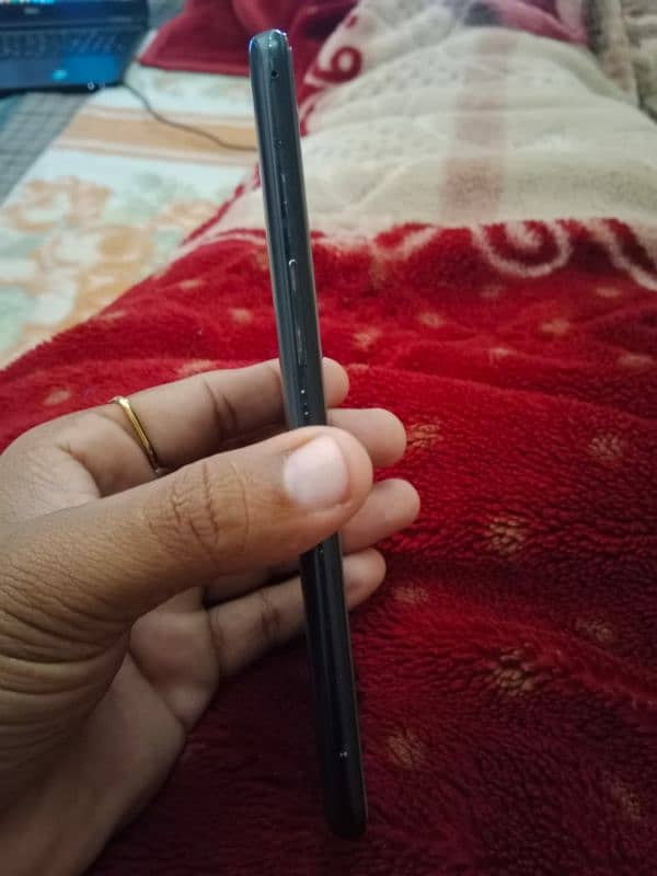 OnePlus 6t fully genuine condition urgent sale 8/128 7