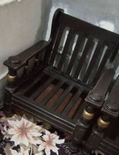 5 Sitter wooden sofa set for sale.