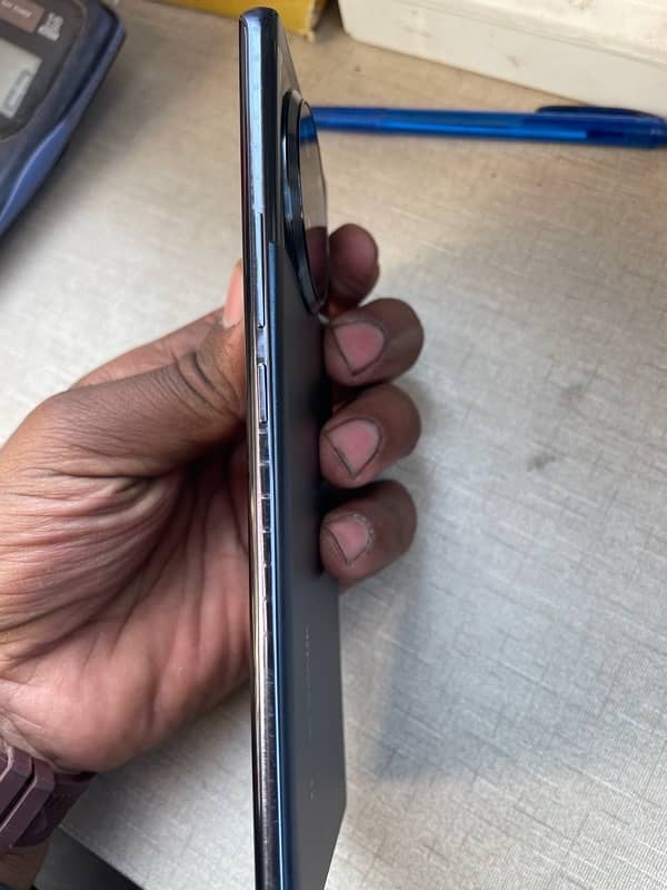 tecno spark 20 pro plus 8/8 256gb ha urgent sale full box  Kay sat 2