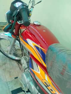 Honda CD 70 (2025} Brand New Bike Islamabad num