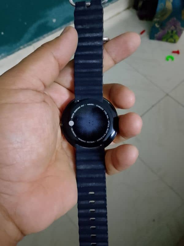 moto 360 smart watch 0