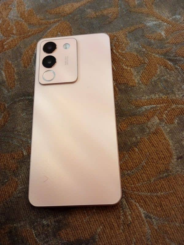 Vivo v29e 8+8/256 with box and charger condition 10/10 1