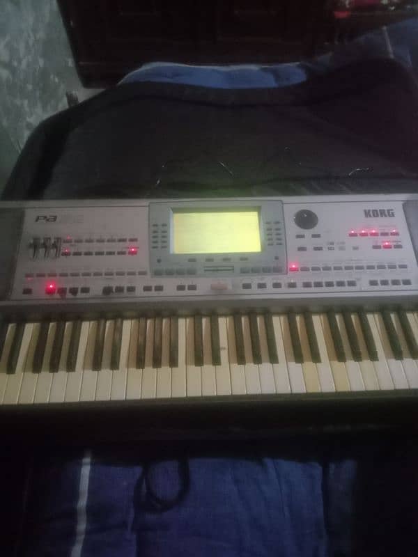 Korg pa 50. piano keyboard 5