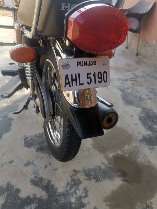 Honda 125 2021 model zero condition 5