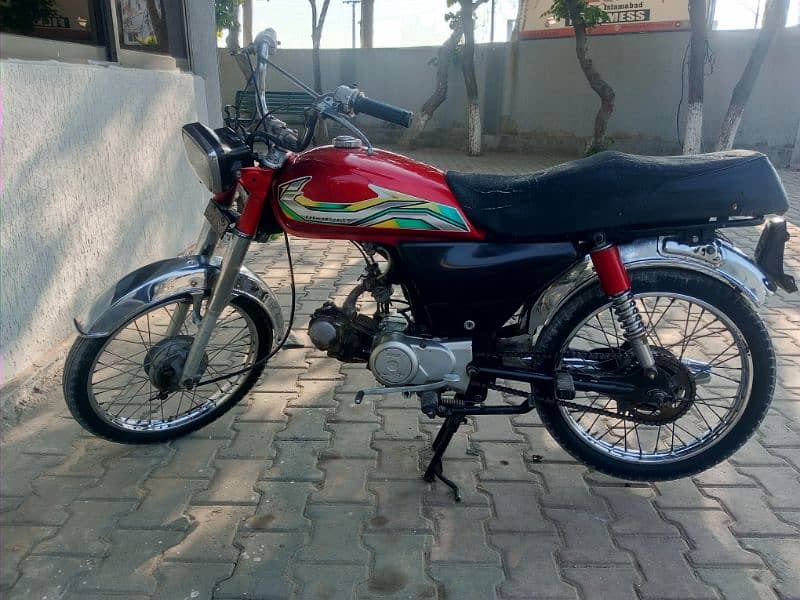 Hondha 70 for sale hy jis ko smajh ay cal karoo 0