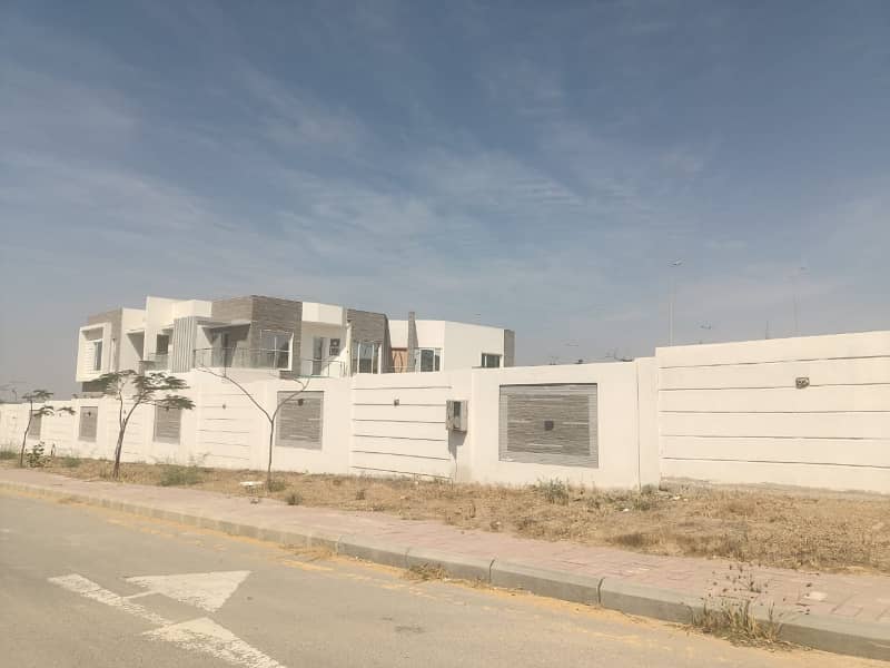 p7 semi furnished villa 2100 sqaure yard corner available for rent in bahria town karachi 03069067141 0