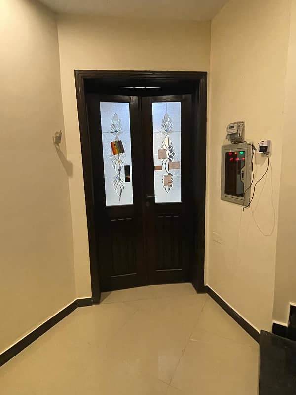 10 Marla Upper Portion For Rent In Sector C Bahria Town, Lahore 1