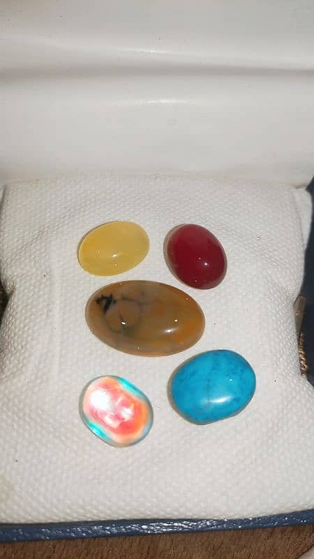 Pack of 5 Original Gemstones 1