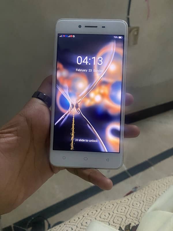 AssalamOAlaaikum Oppo A37 with box in good condition 0