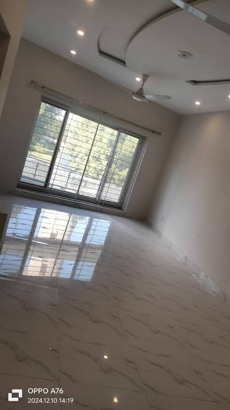 Upper Portion of 1 Kanal House Available For Rent In Usman Block Sector B Bahria Town 7