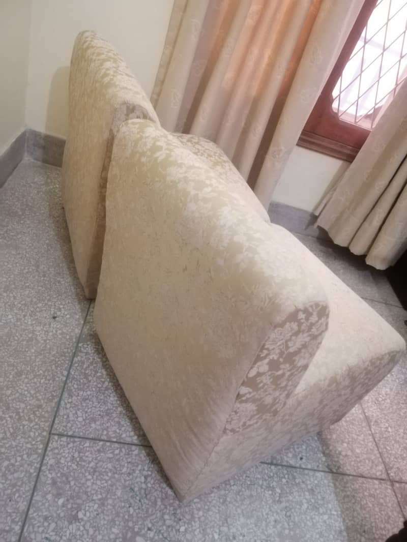 2 single Sofas with brand new Poshish 2