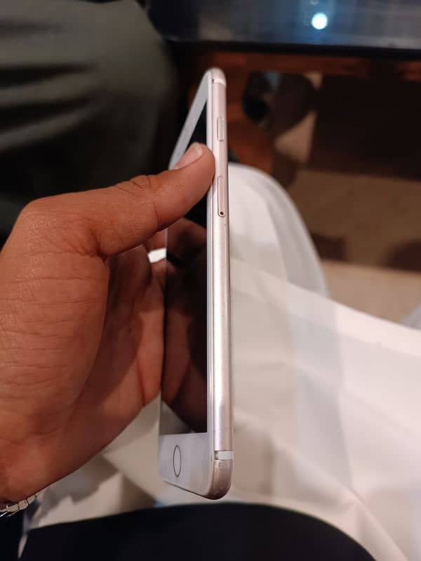 i phone 7 plus 128gb non pta.  exchange possible 3