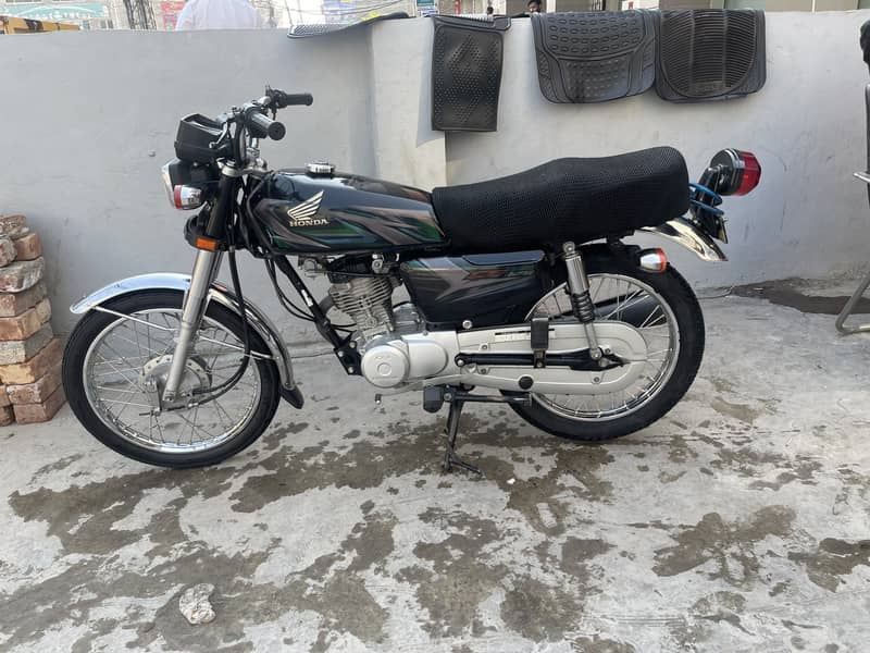 Honda CG 125 2023 0