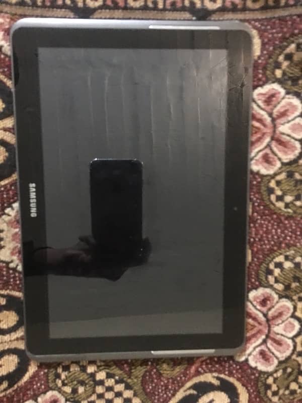 Samsung tab 2 10.1 for sale condition 10 by 6 h exchage possible 5