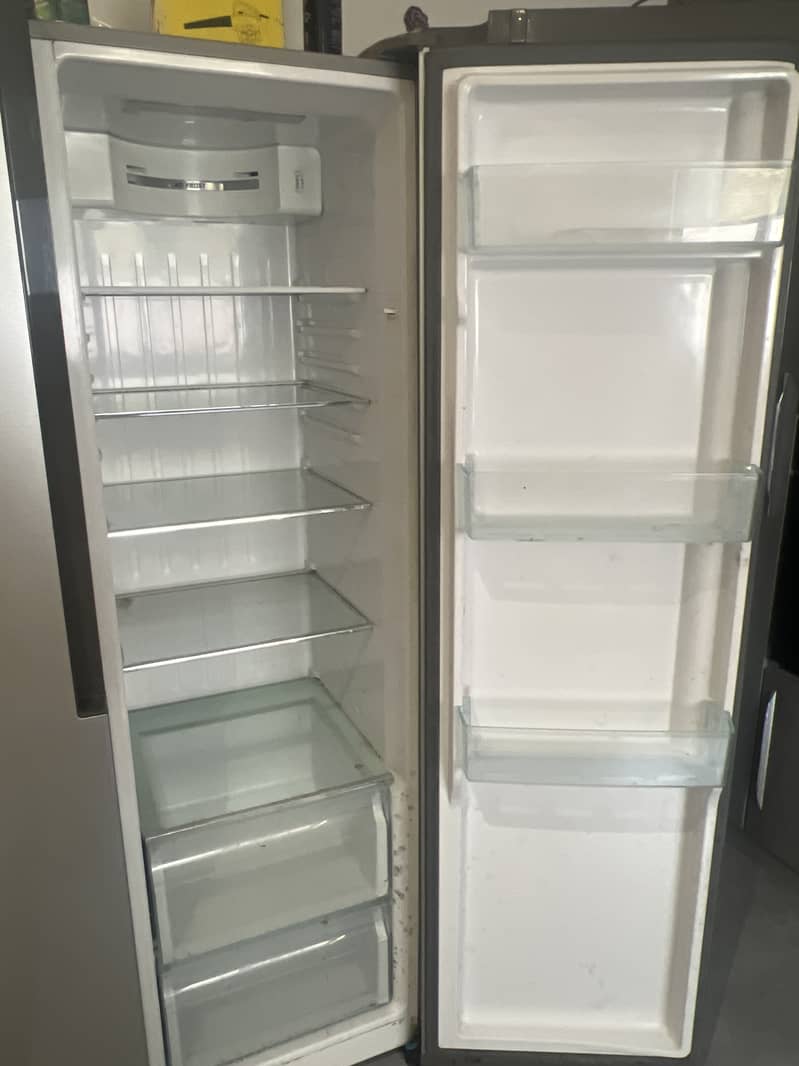 Haier 596L Invertor Double Door 6 feet fridge 2