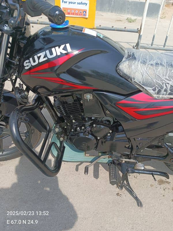 Suzuki GR150 6