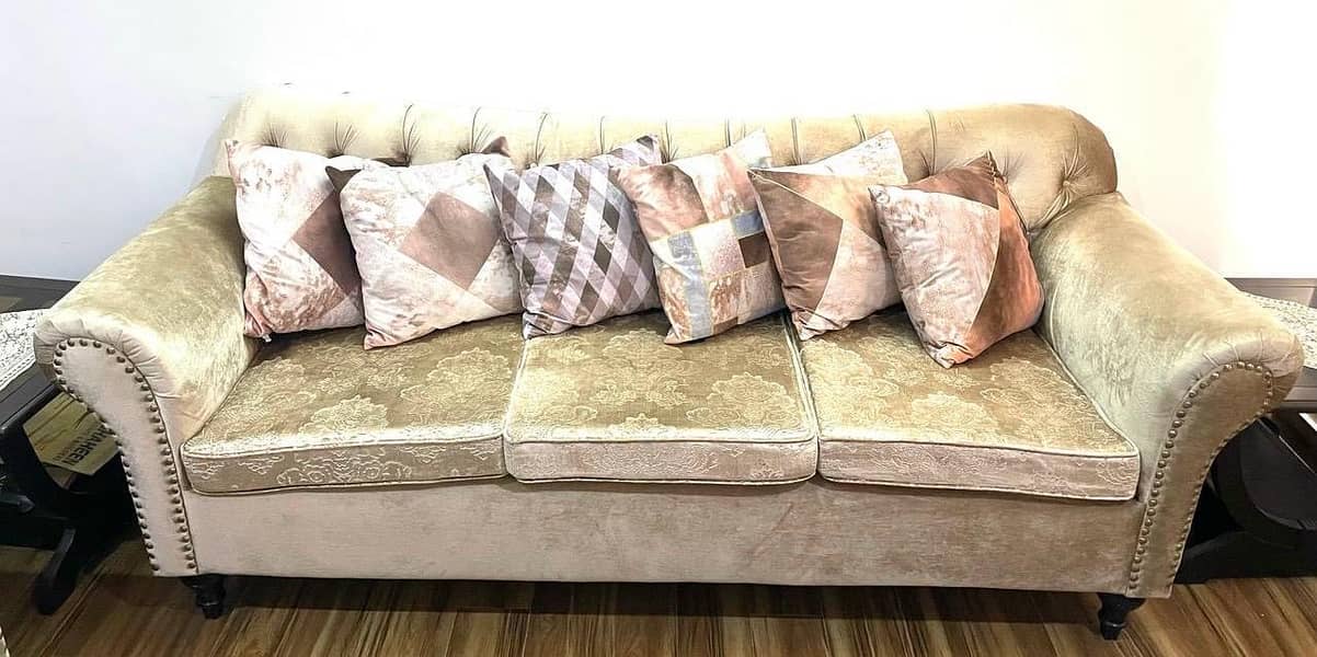 6 Seater Sofa & Table Set 7