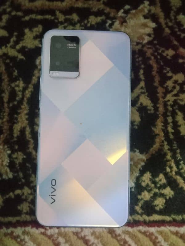 vivo y 21 used ram 4 GB rom 64 with box 0