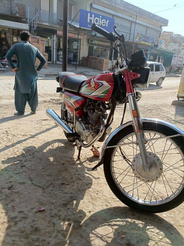 Honda 125  2023 model isb number 3