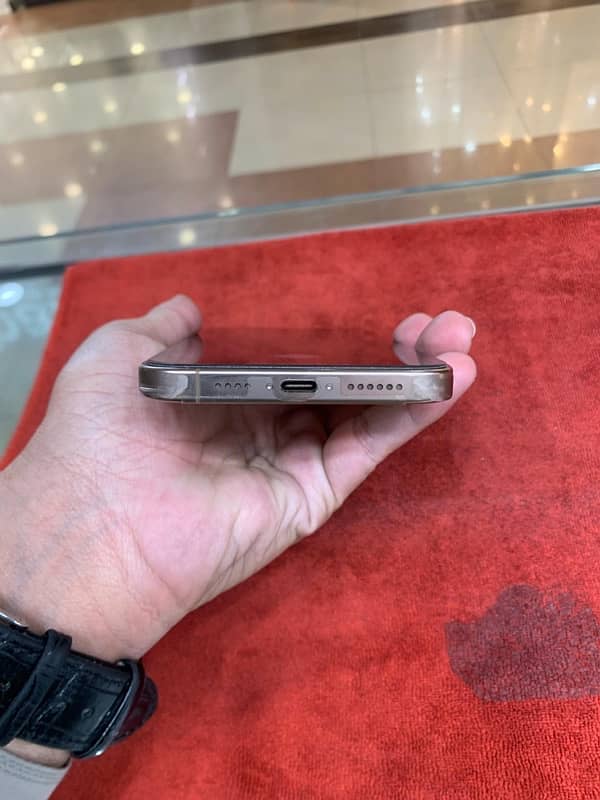 IPhone 16Pro max Urgent Sale 1