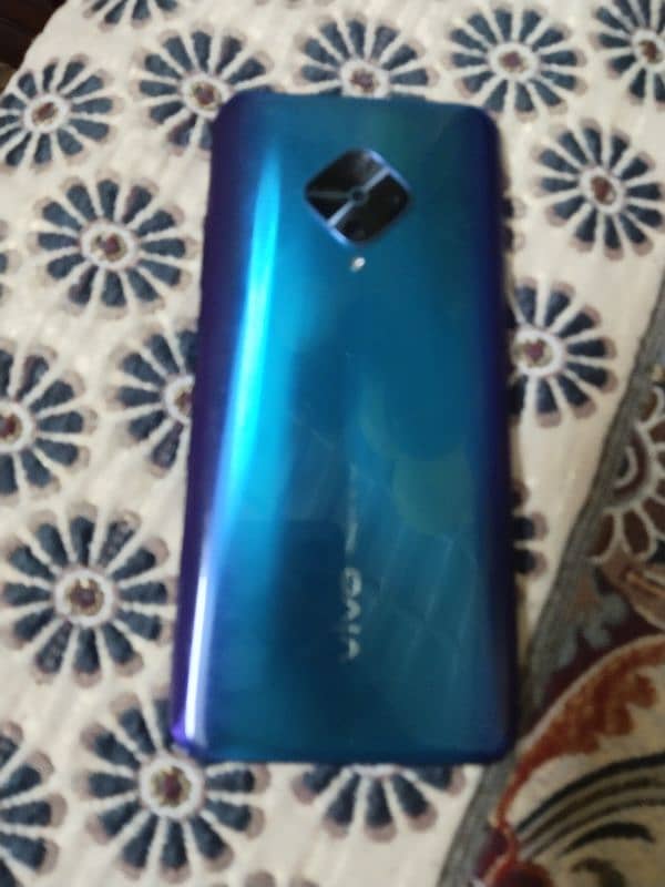 vivo s1 pro. purpal 1