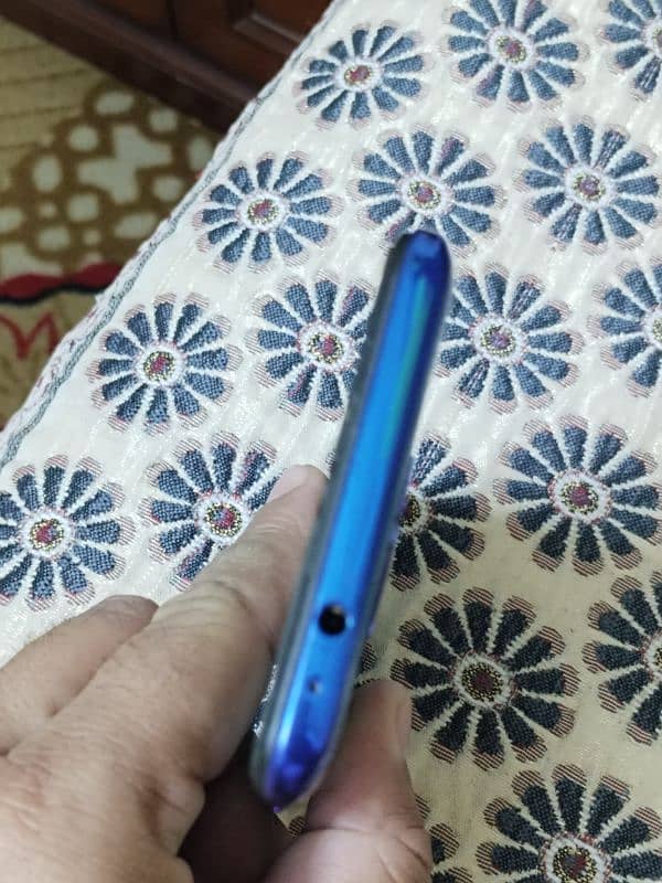 vivo s1 pro. purpal 6