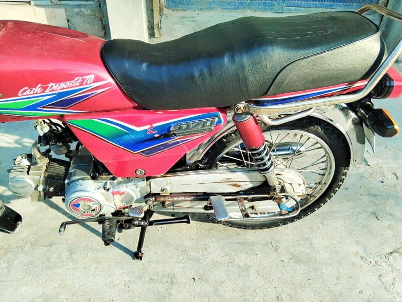 Honda CD 70  14 Model 7