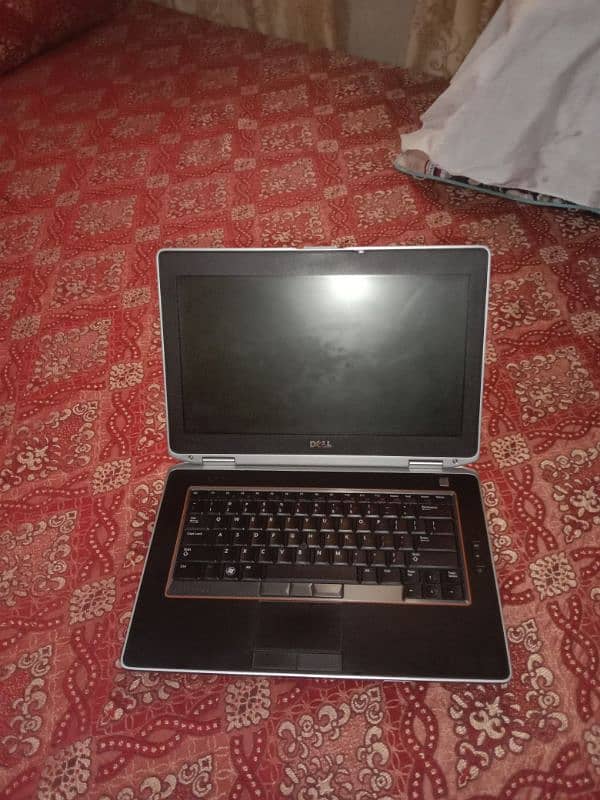 Dell Latitude E6420 1