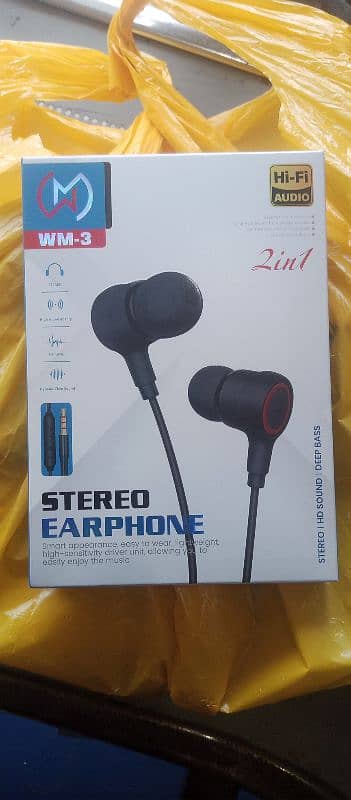 Stereo Earphones WM-3 – Lightweight & High-Quality Sound 0