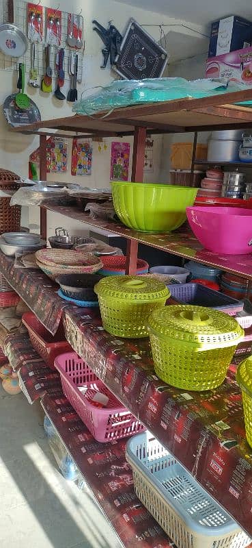 crockery and plastic shop 4