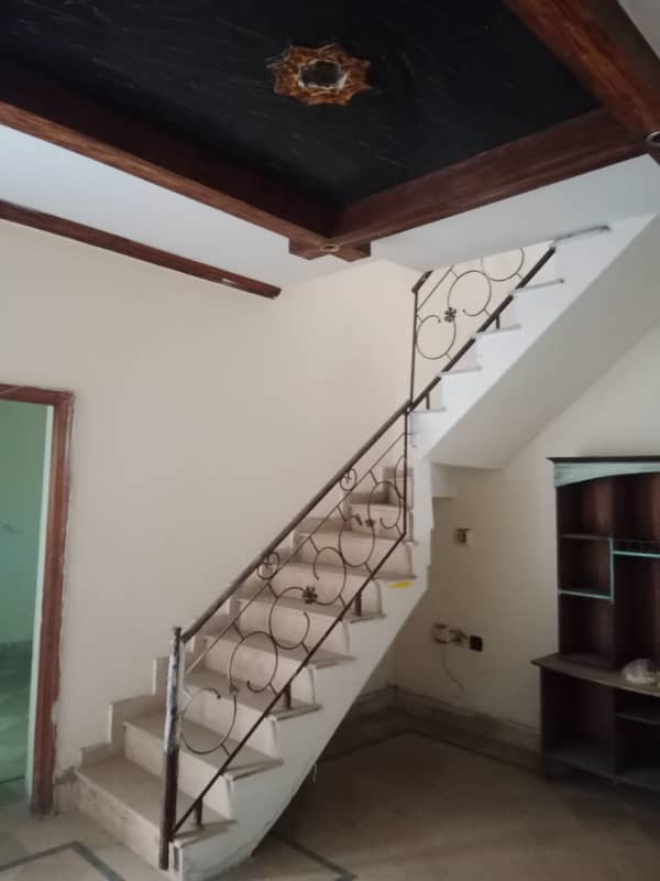 Double story house for rent 8