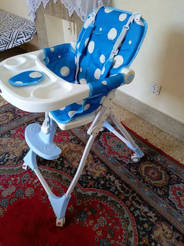 BABY HIGH AND DINNING CHAIR 2