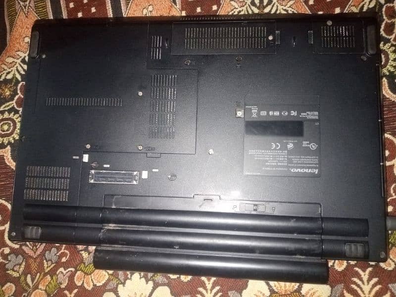 Lenovo Thinkpad 3rd generation 4gb ram 320ssd 10