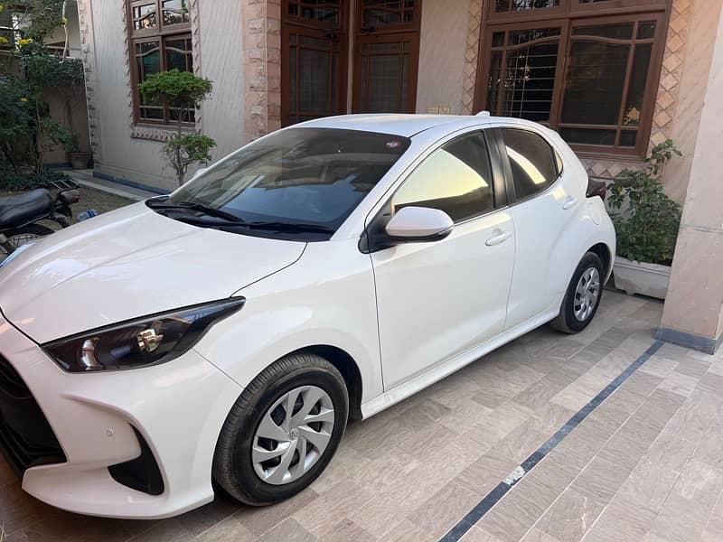 Toyota Yaris Hatchback 2021 0