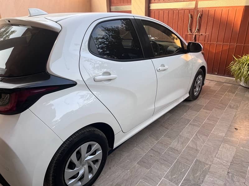 Toyota Yaris Hatchback 2021 1