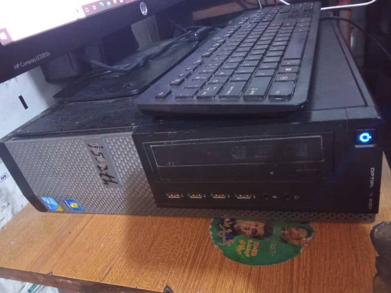 Desktop PC with LCD core i5 second generation 3