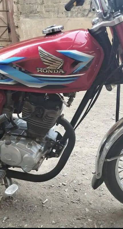 Honda 125 Karachi number goldan number pelat 3