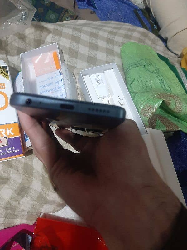 tecno spark go 4 64 gb 3 months use 4