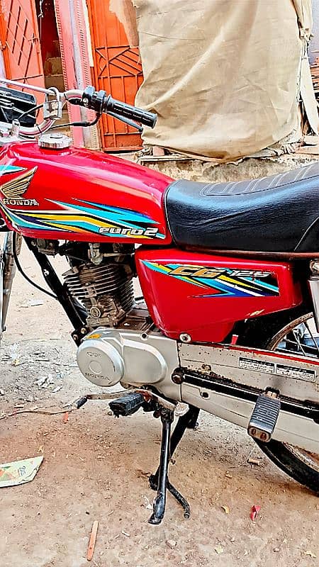 Honda Cg 125 2018 model Karachi number contact number 0-34-762-27-0-19 0